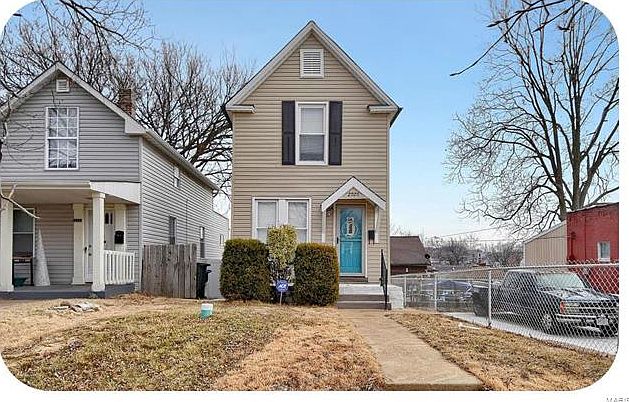 1st image of 2926 Tamm Ave