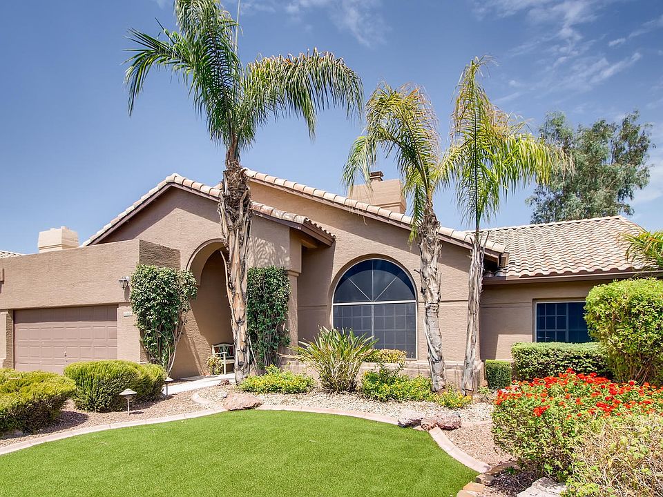 4908 E Aire Libre Ave
