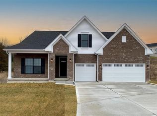 1118 Bloomfield Dr, Eureka, MO 63025