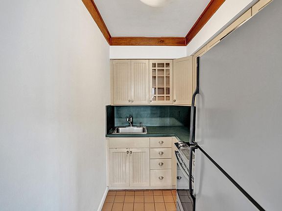 5th image of 1818 E Oakland Park Boulevard #87