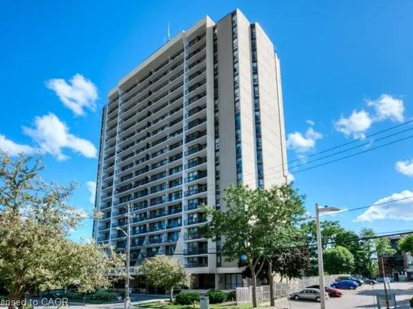 81 Church St #1406, Kitchener, ON N2G 4M1