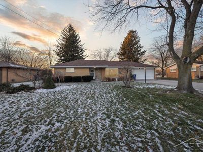 1545 Sauk Ln, Saginaw, MI, 48638
