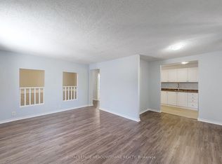 12 Wesleyan St #5, Halton Hills, ON L7G 2E1
