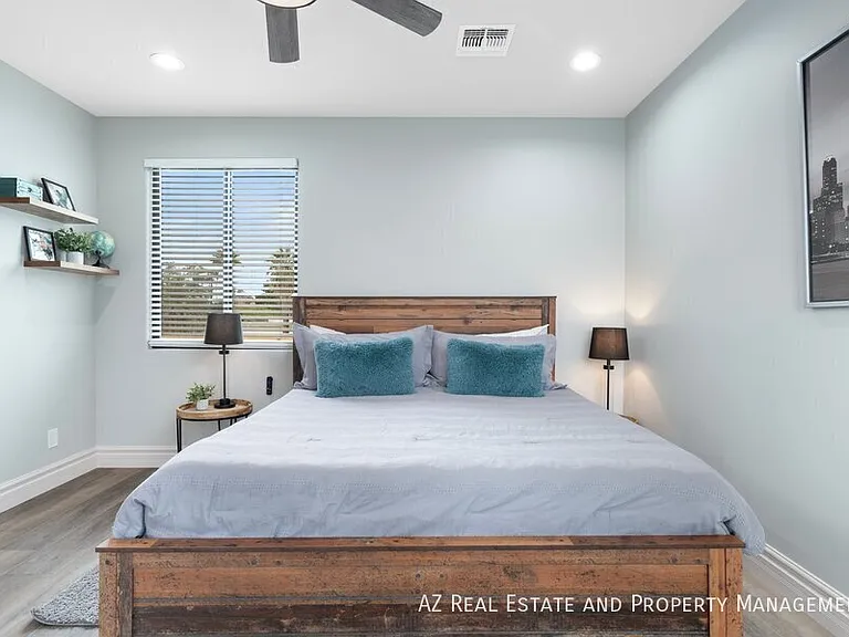 3112 N Valencia Ln — Photo 30