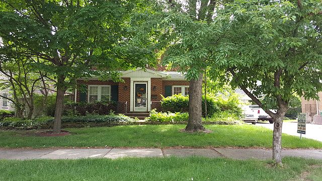 1st image of 1021 Forest Hills Ave