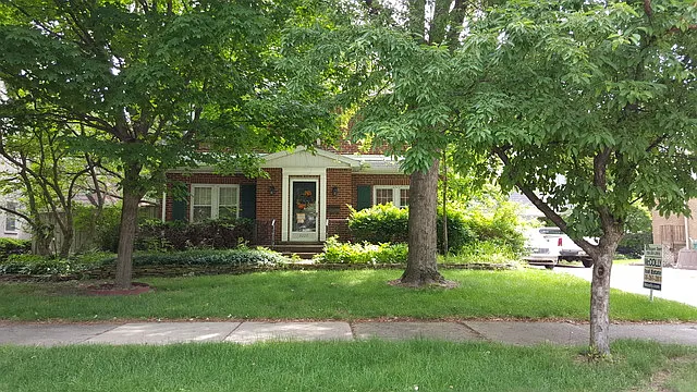 1021 Forest Hill St photo 1