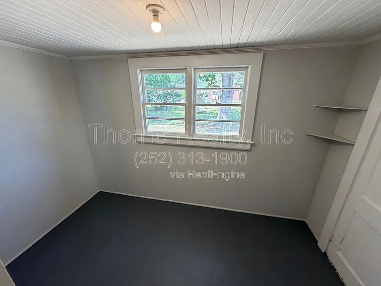 912 Nashville Rd — Photo 15