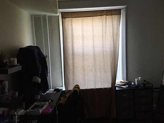3rd image of 208 E University Pkwy #2