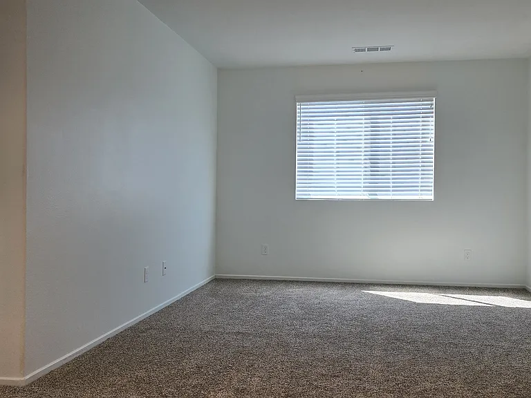 32717 Dahl Jr Ln — Photo 12