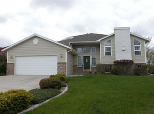 1510 Country Club Rd, Gillette, WY 82718