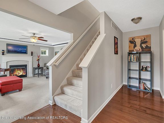 5th image of 2724 Elderberry Dr