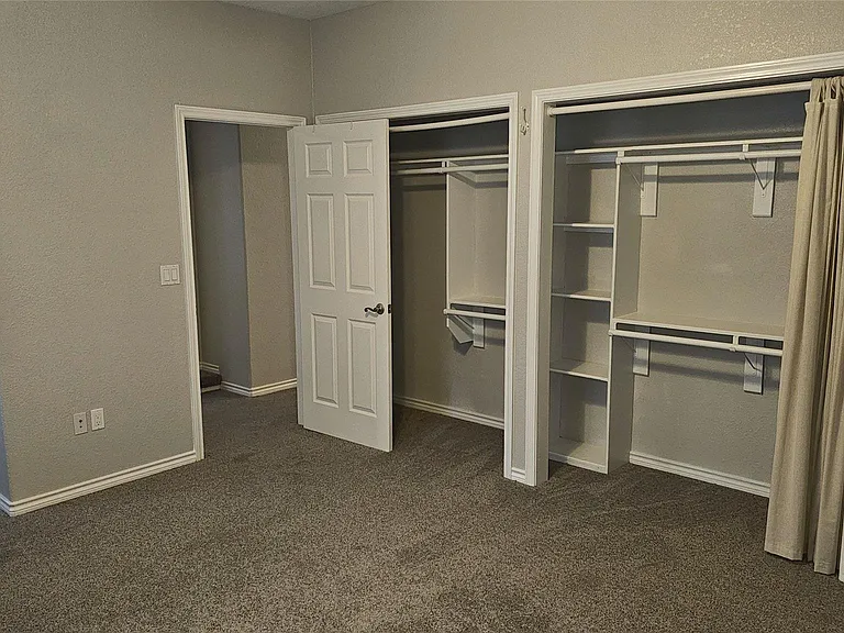 16 Brenda Ln — Photo 37