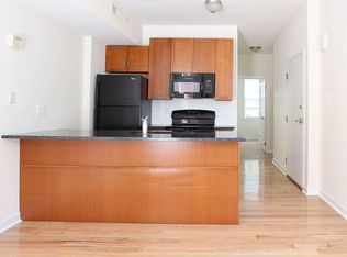 520 S 4th St #B, Philadelphia, PA 19147
