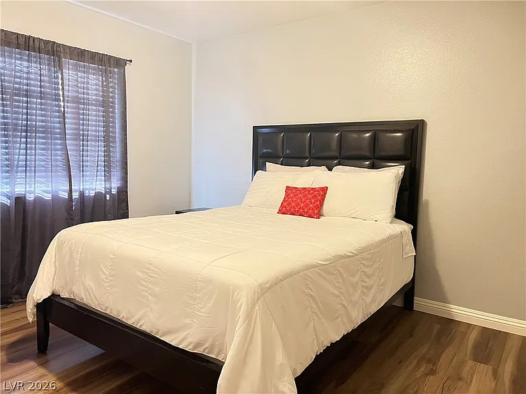 8316 Valleybreeze Ave — Photo 21
