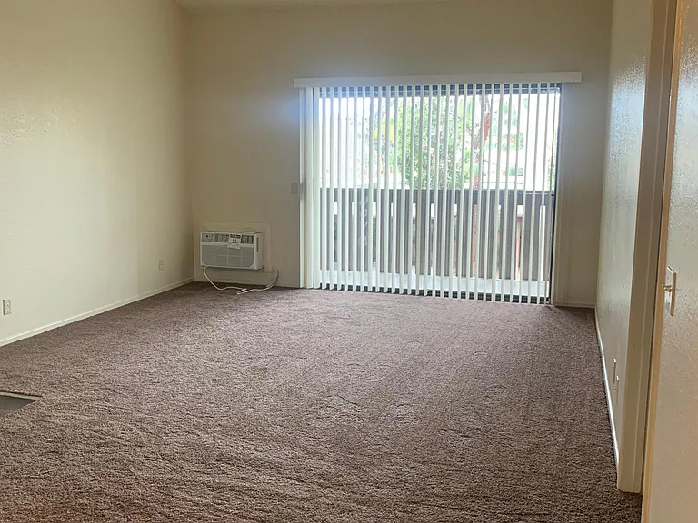 12215 Graham St #30 — Photo 3