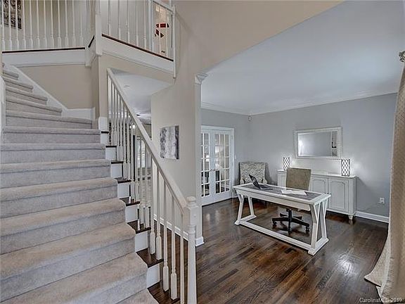 3rd image of 123 Topsail Pl