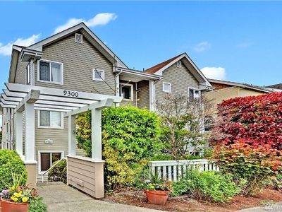 9300 Stone Ave N APT 102, Seattle, WA, 98103