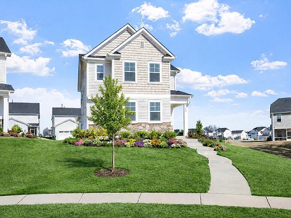 2nd image of 137 Moraine Ct