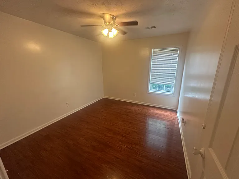 1711 Hayden Mill Ct — Photo 17