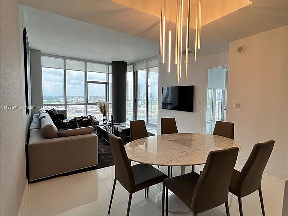 3rd image of 851 NE 1st Ave #1401