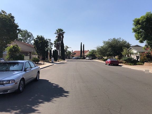 5th image of 4494 La Cuenta Dr