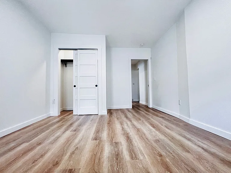 2401 Forest St #2401 — Photo 14