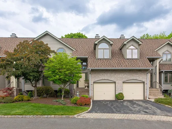 118 Aspen Ct, Norwood, NJ 07648