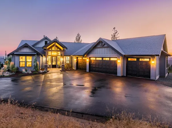 6707 E Robin Ln, Chattaroy, WA 99003