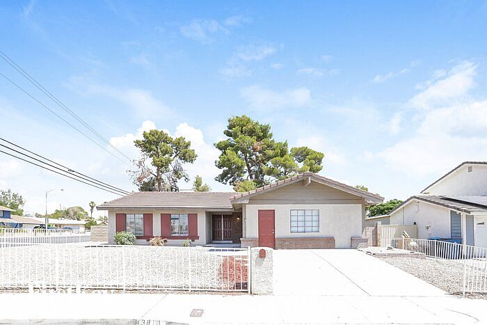 1st image of 3810 E Mesa Vista Ave