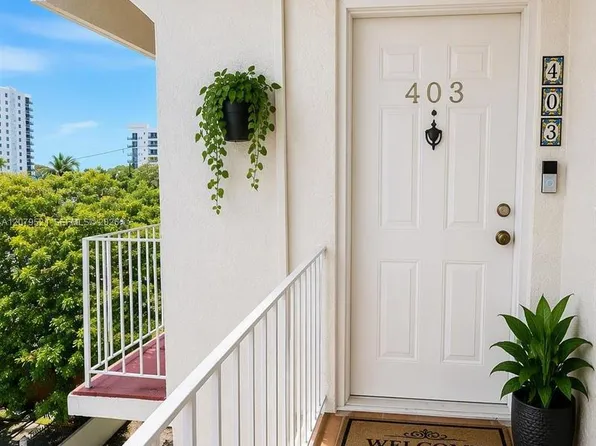 2138 SW 6th St APT 403, Miami, FL 33135