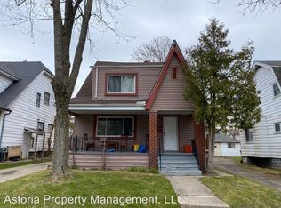 355 S Marshall St, Pontiac, MI 48342