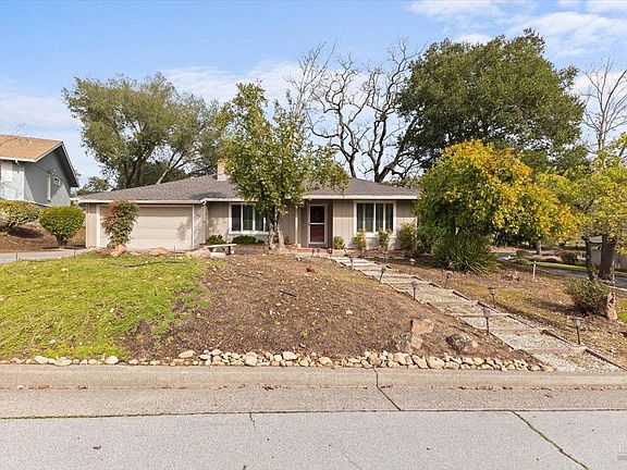 2nd image of 6481 Meadowridge Drive