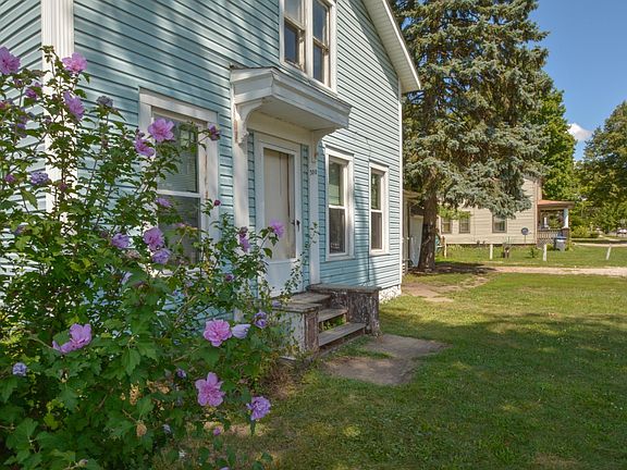 300 East West st (4)