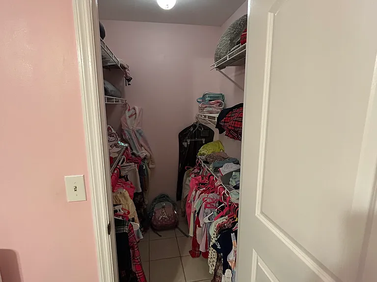 8233 Cypress Lake Dr — Photo 24