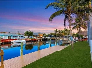 12277 Boat Shell Dr, Matlacha Isles, FL 33991