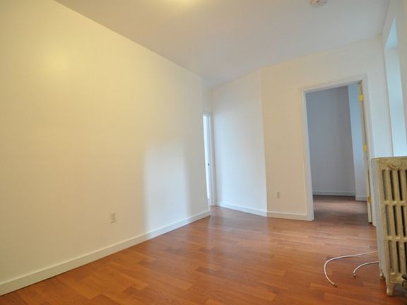 3rd image of 203 W 144th St APT 4