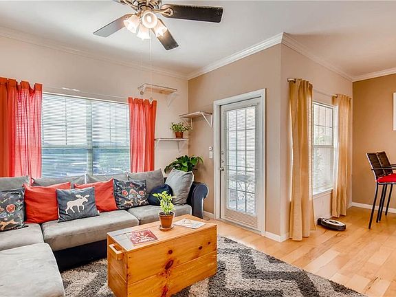 3rd image of 2320 Gracy Farms Ln APT 1132