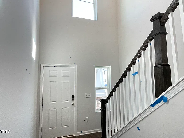 700 Sage Oak Ln — Photo 3