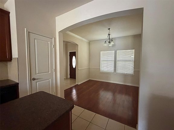 5th image of 12733 Skeeter Dr