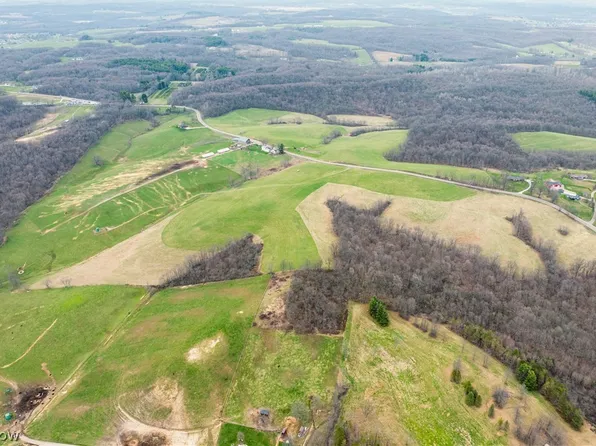 6760 State Route 516 NW, Dundee, OH 44624