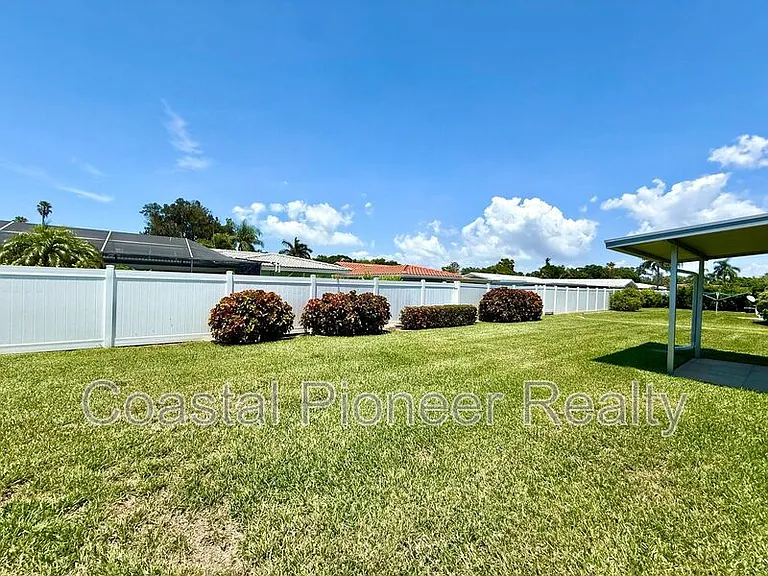 14903 Imperial Point Dr N — Photo 41