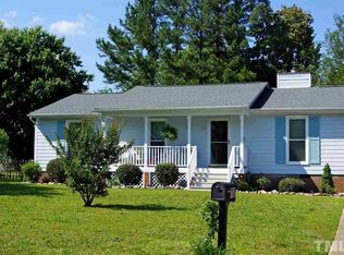 713 E Chatham St, Apex, NC 27502