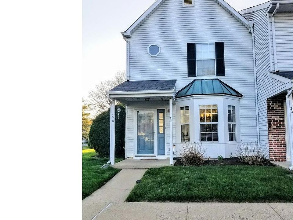 1st image of 21 Wyckwood Ct
