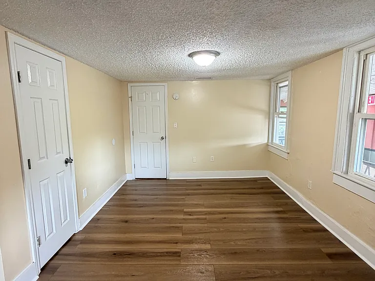 23 Brown St #3 — Photo 15