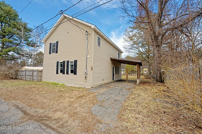 2nd image of 122 Harris Avenue