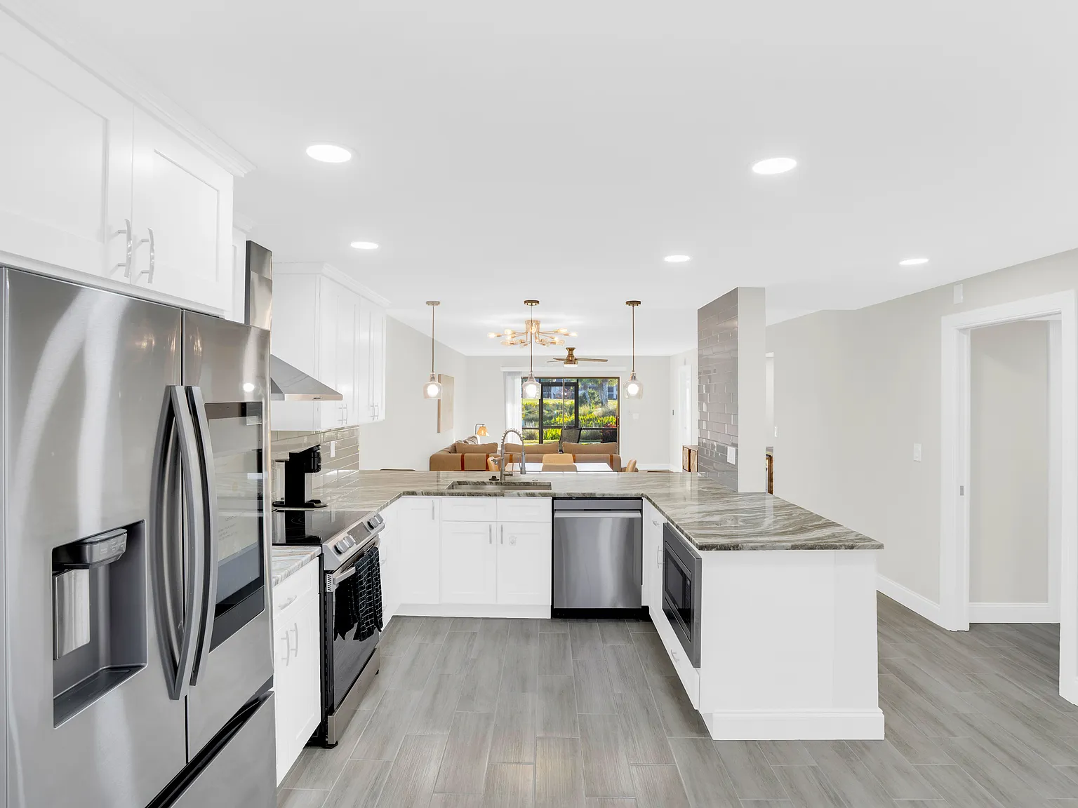 2 bed, $5,500 — Photo 4