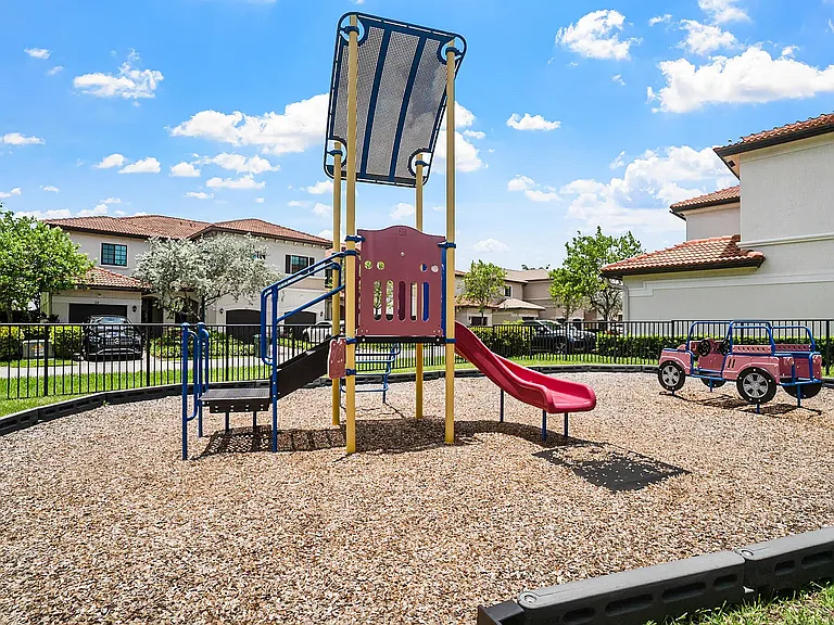 4236 N Dixie Hwy #132 — Photo 28