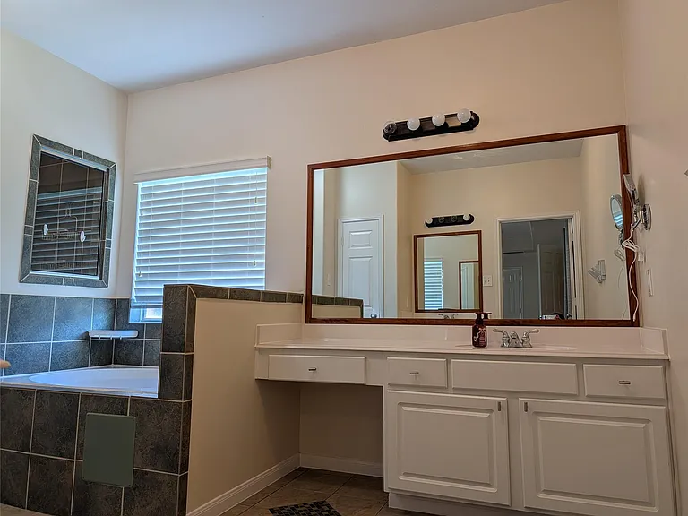 26803 Rockwood Park Ln — Photo 6