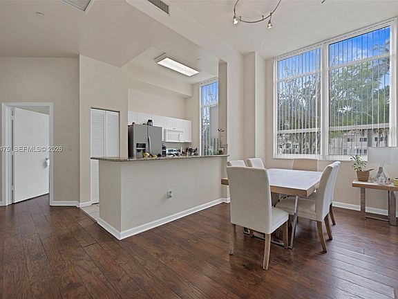 3rd image of 19501 W Country Club Dr APT 208