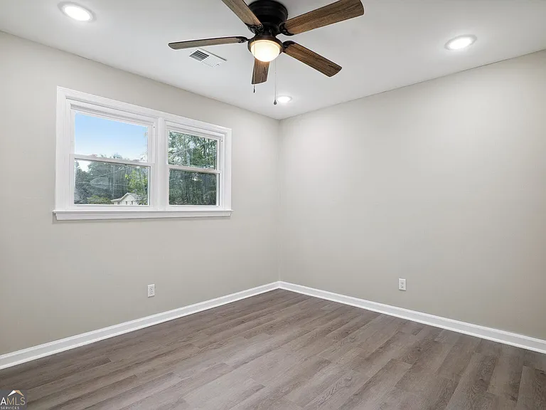 3583 Steinhauer Rd NE — Photo 14